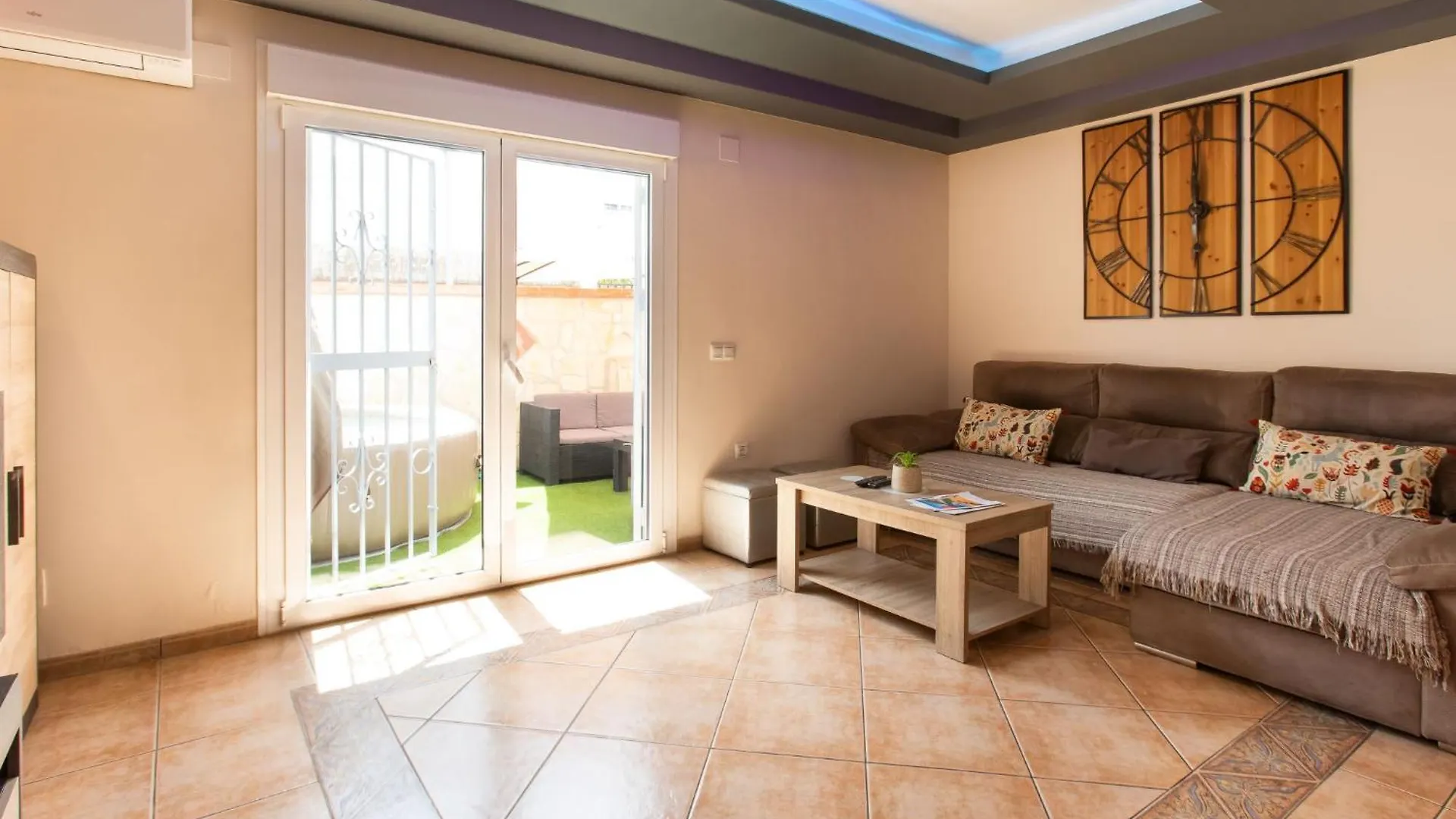 Town Center House With Jacuzzi Villa Nerja Holiday home