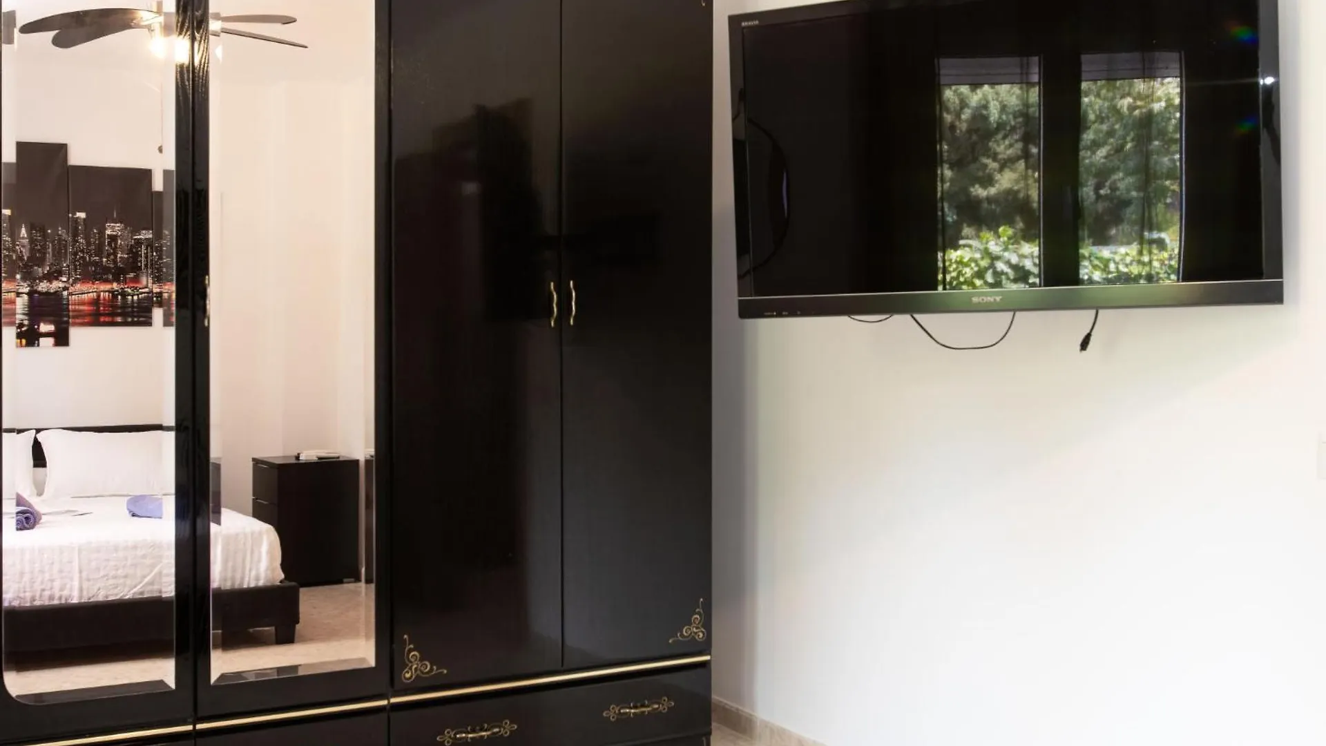 Villa Town Center House With Jacuzzi Nerja 0*,  Spagna